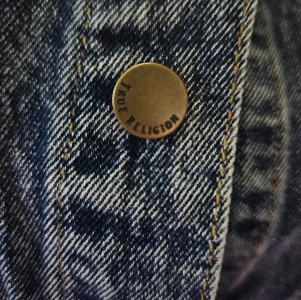 True Religion - NWT Vintage Denim Dress with Red Hoodie - Picture 8 of 15